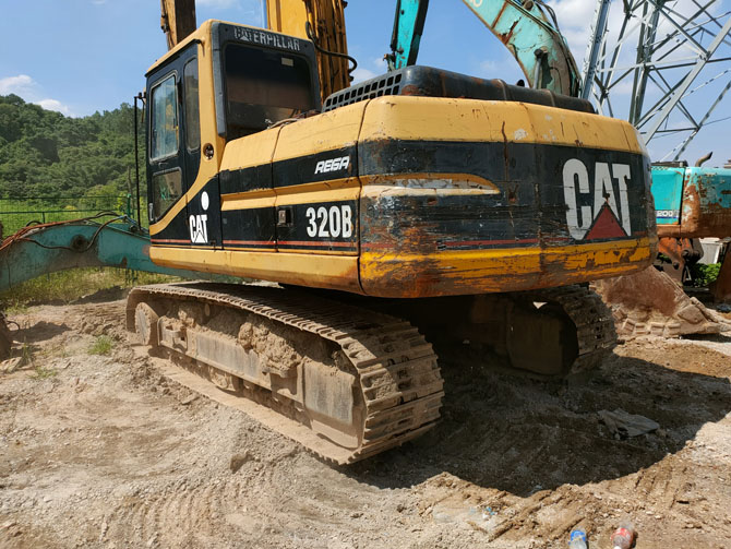 used Cat 320B with Hammer for sale