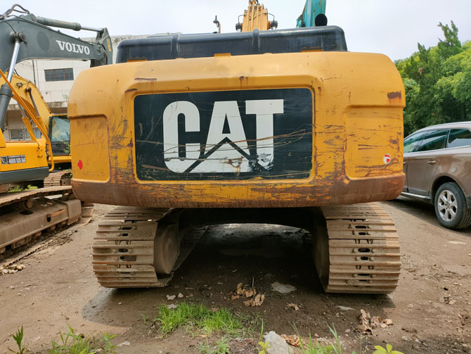 used caterpillar 320D For Sale