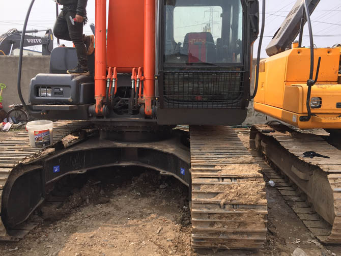 Used Hitachi ZX200 For Sale