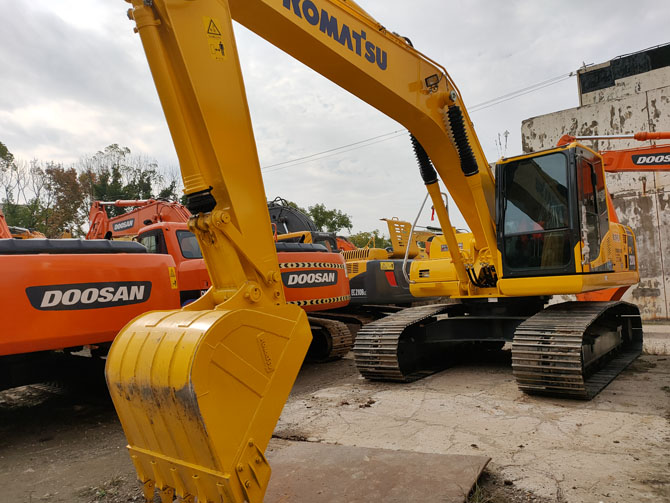 Used Komatsu PC200-8 For Sale