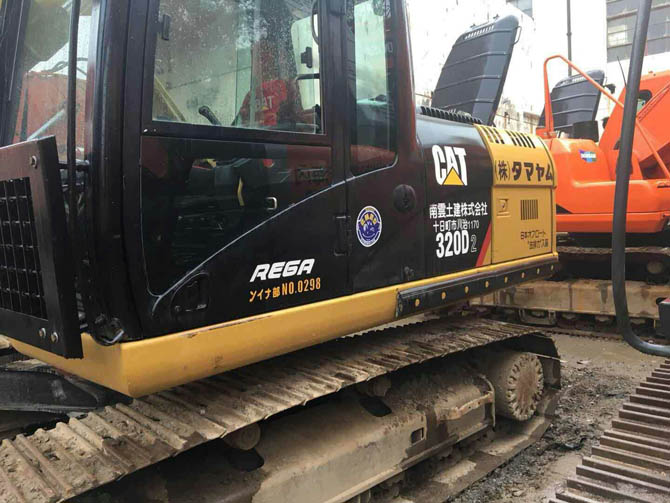 Caterpillar 320D2 For Sale