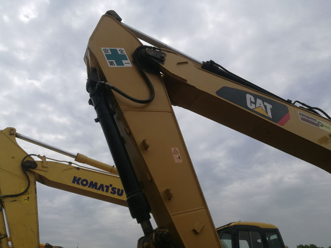 Cat 320D2 For Sale