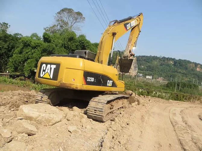 Cat 323DL For Sale