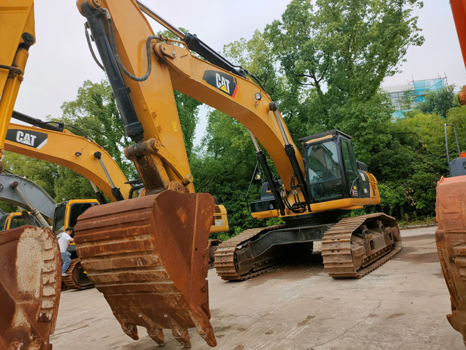 Used Cat 340D For Sale