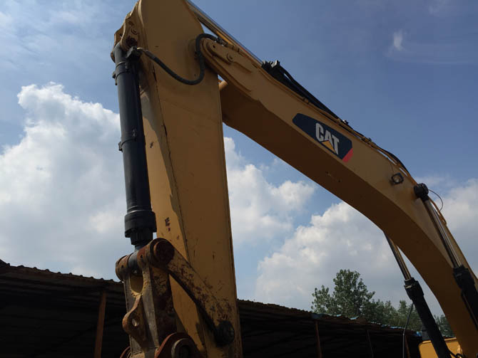 Caterpillar 345D For Sale