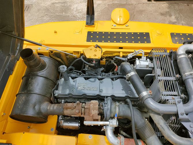 Komatsu PC200-8 For Sale