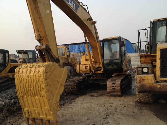 Caterpillar 320CL For Sale