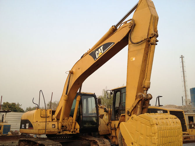 Caterpillar 320CL For Sale