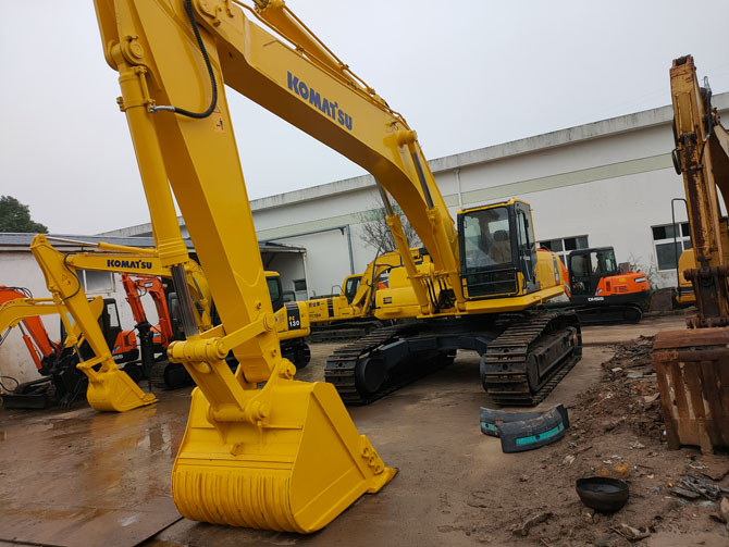 Komatsu PC450-8 For Sale