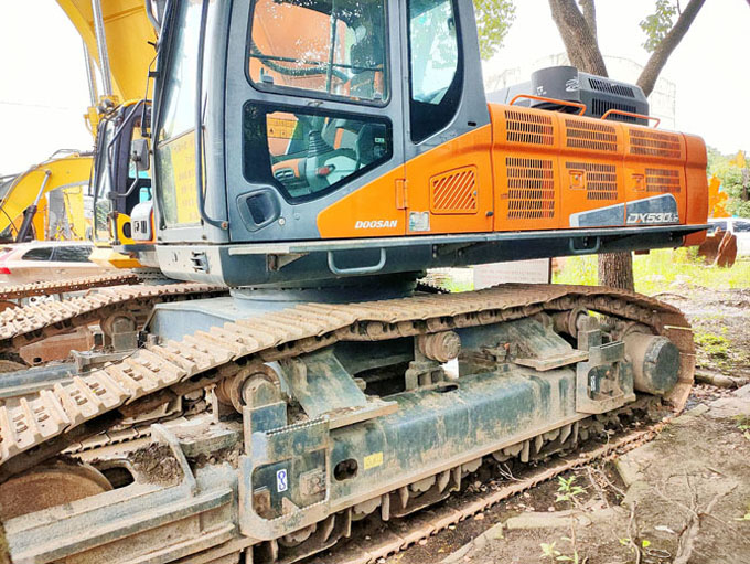 Used Doosan DX530LC-5 For Sale