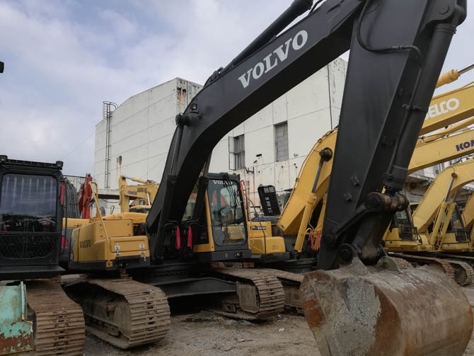 Used Volvo EC240B For Sale