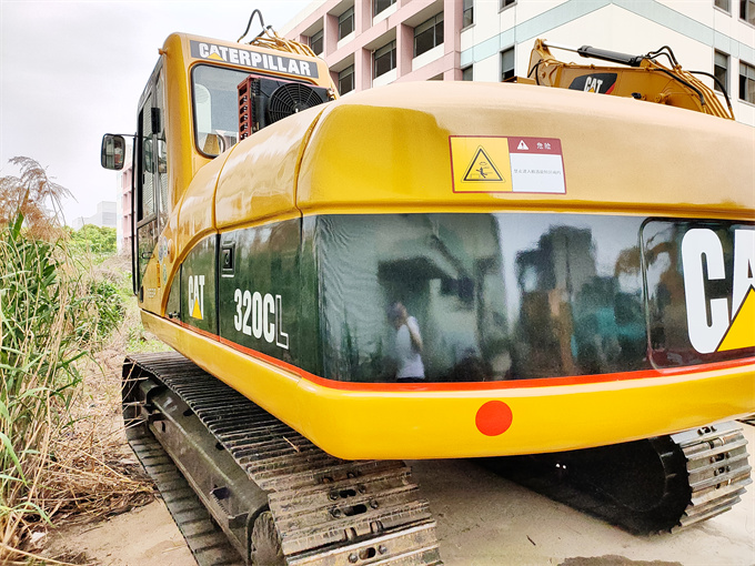 Made in Japan Cat 320CL Excavator with original Cat 3066 engine and original Cat pump - Rear left side view