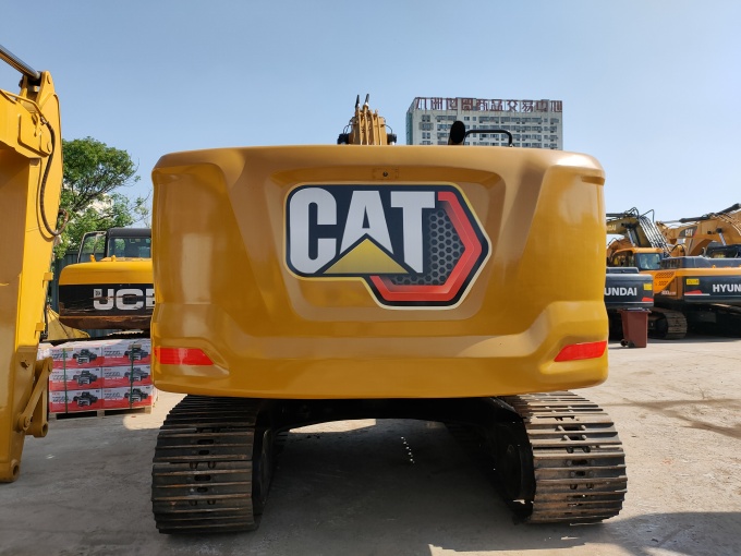 Cat 323GC For Sale Used Excavator Made in Japan - Rear view