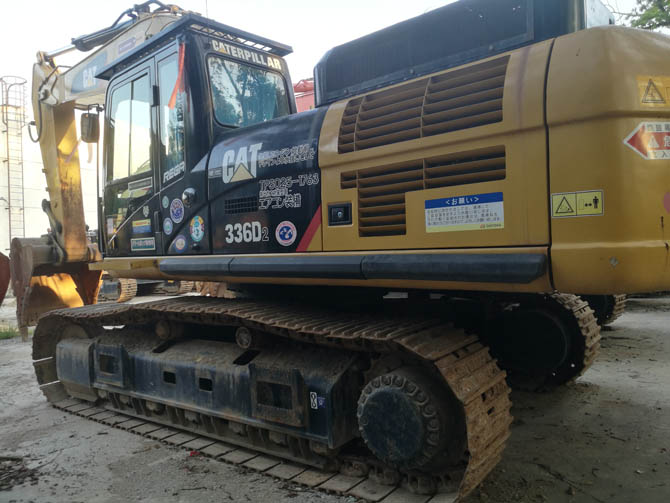 Cat 336D2 Excavator For Sale – made in Japan, original CAT C9 engine, mining bucket - Left side view