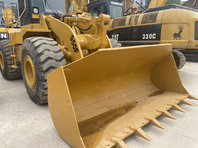 Cat 950F for sale 1998 model USA made in good working condition