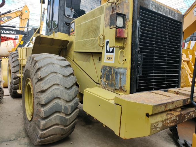 Cat 966F For Sale – 1997 Used Wheel Loader from Japan
