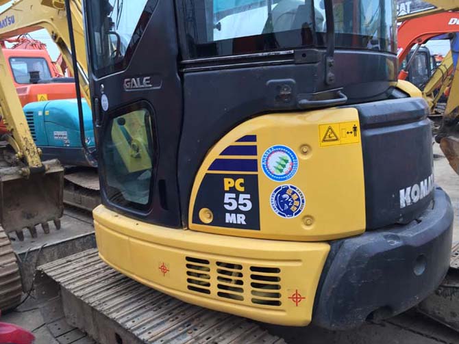 Komatsu PC55 for sale in excellent condition, made in Japan - Left side view
