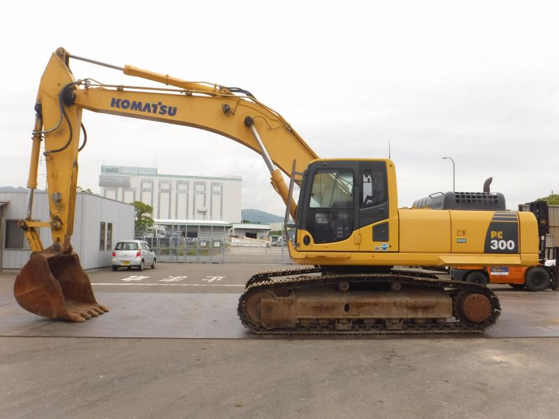 2014 Komatsu PC300 8 excavator for sale in excellent condition  - Left side  view
