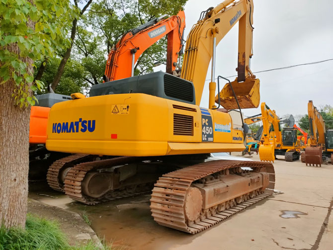 2018 Komatsu PC450LC-8 Excavator For Sale – Original Japanese Engine - Rear right side view