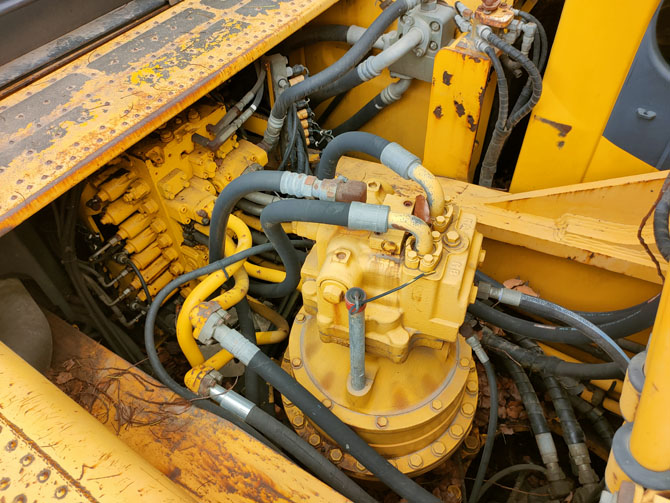 2018 Komatsu PC450LC-8 Excavator For Sale – Original Japanese Engine - Motor View