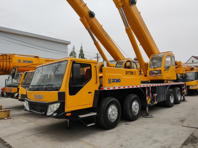 XCMG QY70K 70 Ton Truck Crane 2016 Model –  Excellent Condition
