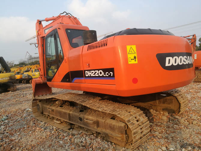 Doosan DH220LC-7 For Sale - 2011 Korean Excavator