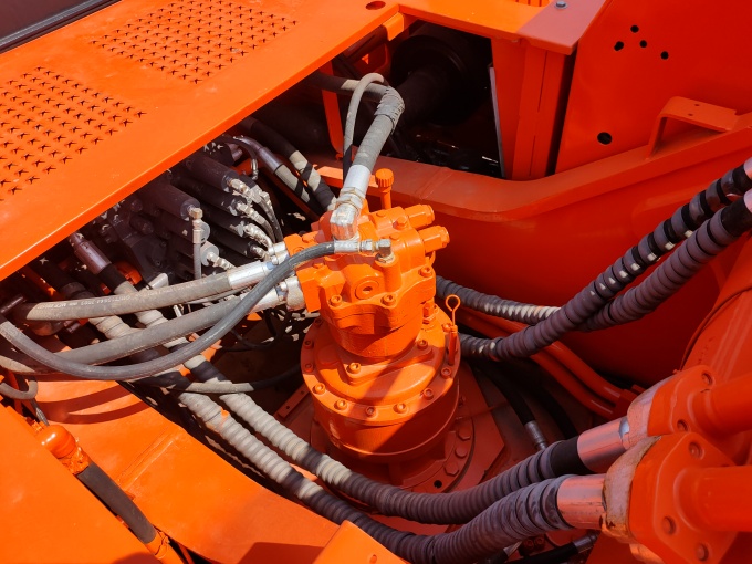 Doosan DX420 For Sale – 2022 Model Excavator in Excellent Condition