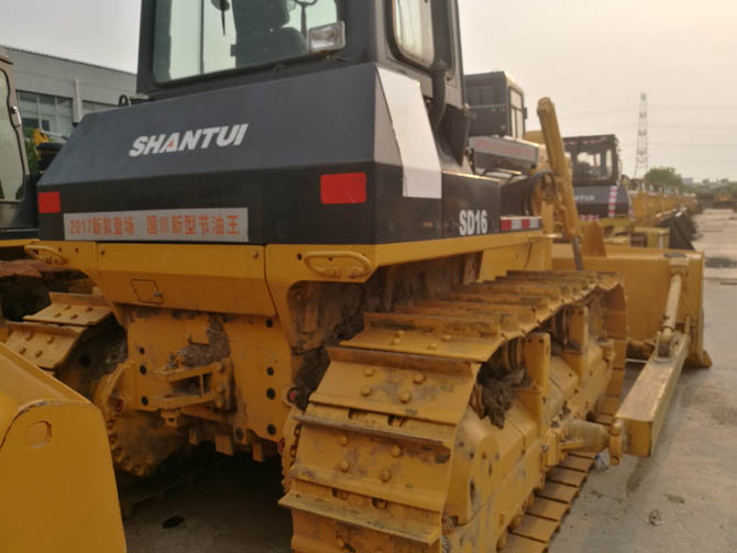 Shantui Bulldozer SD16 for sale – 2021 model, low hours, made in China
