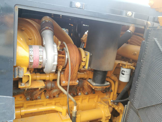 Shantui Bulldozer SD22 for sale – 2023 model, made in China, in excellent condition