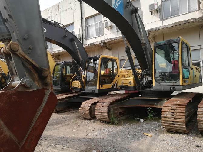Volvo EC290BLC Excavator for Sale | 2013 Model | Excellent Condition | Low Hours