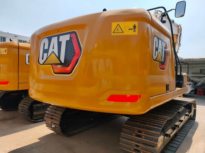 Cat 320GC Excavator for Sale 2021 model low hours made in Japan