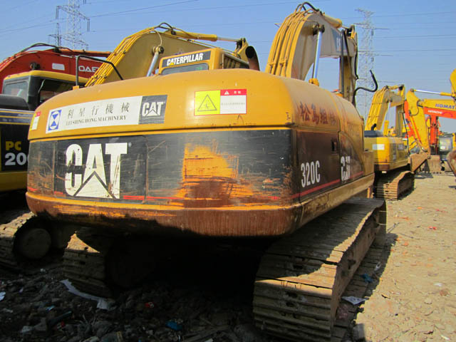 Original Cat 320C excavator in excellent working condition with original paint.