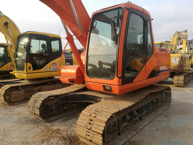 Doosan DH150LC-7 For Sale 2013 model excavator made in South Korea