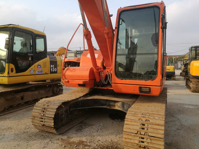 Doosan DH150LC-7 For Sale 2013 model excavator made in South Korea