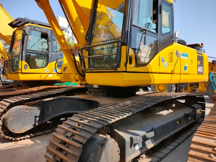 Komatsu PC400-7 For Sale with low hours and excellent working condition