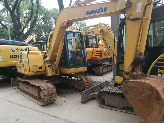 Komatsu PC60-7 For Sale Mini Excavator in Japan-made Excellent Condition