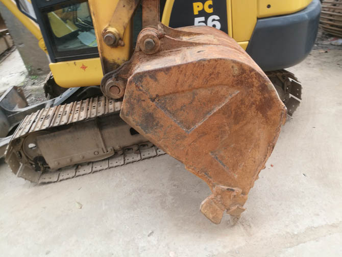 Komatsu PC60-7 For Sale Mini Excavator in Japan-made Excellent Condition