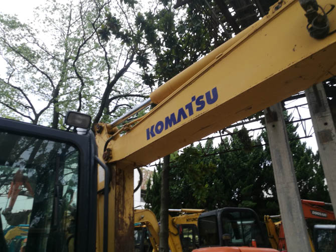 Komatsu PC60-7 For Sale Mini Excavator in Japan-made Excellent Condition