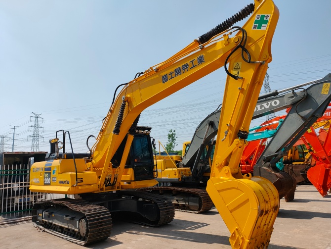 Komatsu PC200-8N1 For Sale in excellent working condition with low hours