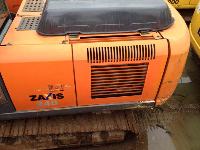 Hitachi ZX240-3 for sale 2012 model made in Japan