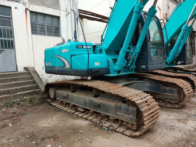 Kobelco SK210LC-8 excavator for sale, 2013 model, original paint, made in Japan