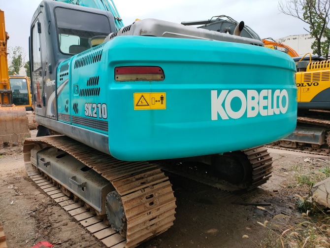 Kobelco SK210LC-8 excavator for sale, 2013 model, original paint, made in Japan