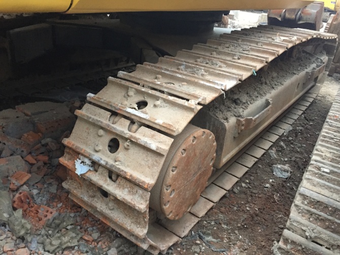 Komatsu PC450-7 excavator for sale, 2013, made in Japan