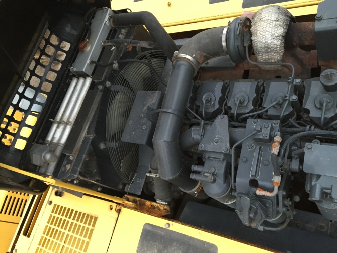 Komatsu PC450-7 excavator for sale, 2013, made in Japan