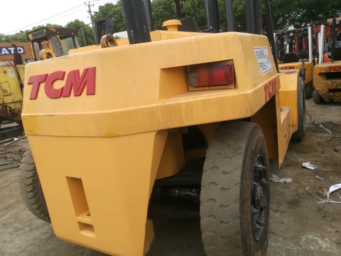 TCM FD150 15 ton forklift for sale in excellent working condition