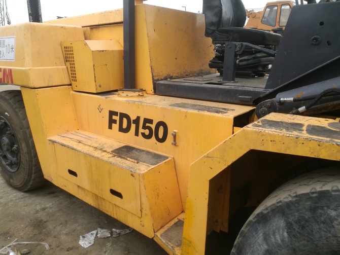 TCM FD150 15 ton forklift for sale in excellent working condition