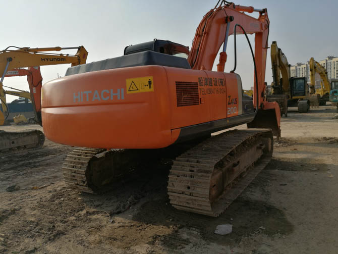 2013 Hitachi ZX200 excavator made in Japan