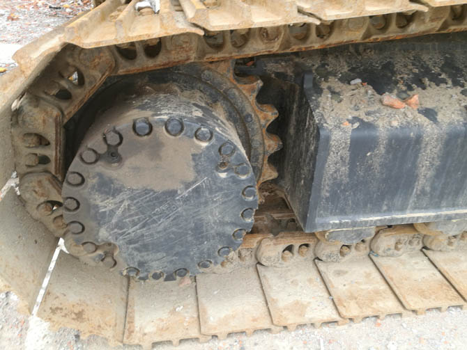 Komatsu PC220-8 excavator for sale with low hours made in Japan