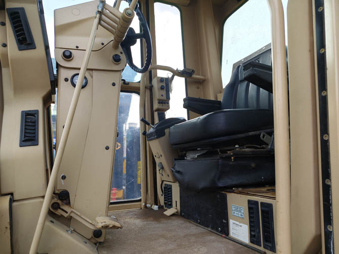 Original Cat 140H motor grader 2006 model low hours