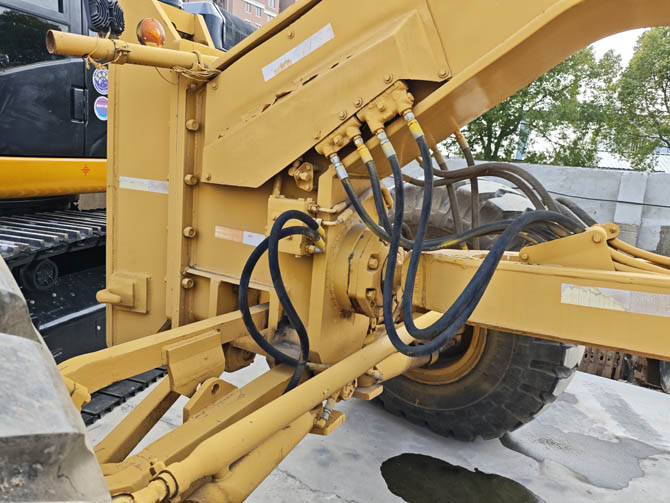 1989 Original Cat 16G motor grader with original paint and 3406 engine